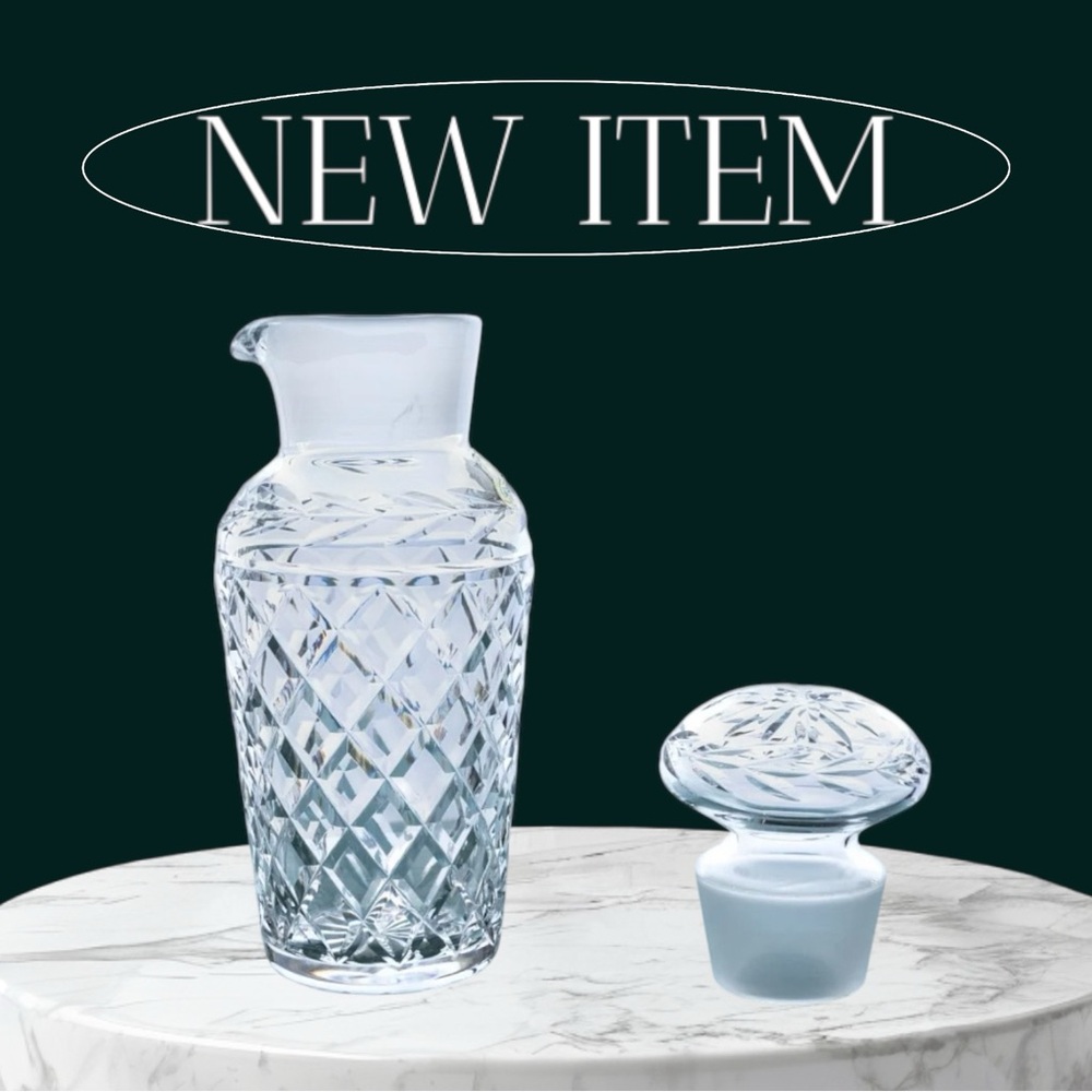 Waterford Cut Crystal Glandore Cocktail Mixer/Decanter 10”Tall - Picture 2 of 4
